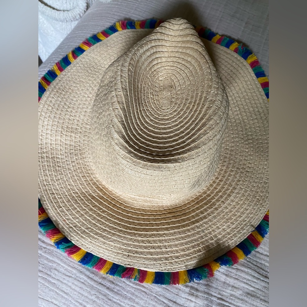 Mudd Beige Hat with Multicolor Trim - Picture 7 of 8